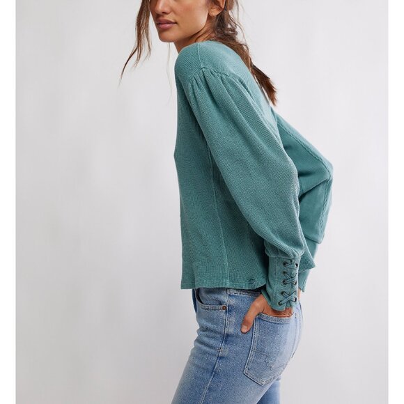🆕 FREE PEOPLE We The Free Lapis Cuff Long Sleeve Top / Cypress - Picture 2 of 6